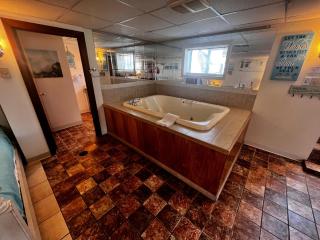 Green Dolphin - Old Orchard Beach - 1