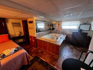 Green Dolphin - Old Orchard Beach - 3
