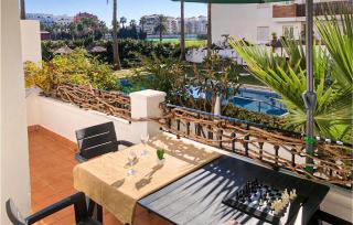 3 Bedroom Stunning Apartment In Motril - Motril - 8