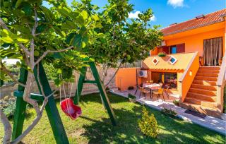 Two-Bedroom Apartment In Razanac - Ražanac - 5
