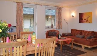 Große Wohnung mit Garten und Seeblick - Marienfelde - 4