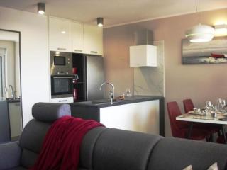 Luxus FeWo mit Meer blick, Pool, Turnhalle im Hochmoderne Villa - Top Lage im Vodice - Vodice - 4