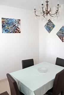 Gesamte Wohnung in Medulin mit Grill, Terrasse und Garten - Medulin - 2