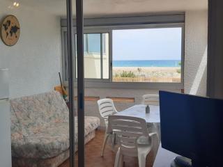Studio cabine à Port Leucate, 4 pers, animaux admis, parking, accès direct à la mer - FR-1-798-19 - 1