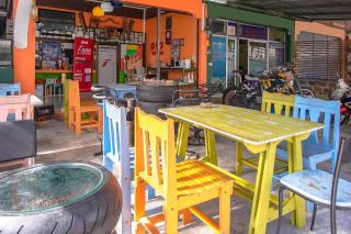 OYO 586 I Hostel Phuket - Patong Beach - 4