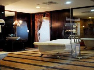 Qingdao Danube International Hotel - 2