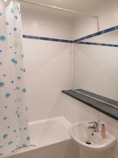 Lodgers & Suites - Woolwich - 1