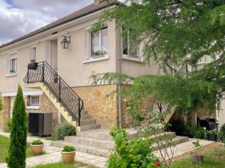 Gîte tout confort avec jardin, 3 chambres, proche de Beauval et Châteaux de Loire - FR-1-491-447 - Lanthenay - 0