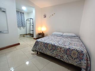 Confortable y Central Habitación 1 cuadra de playa - San Andrés - 6