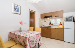 Beautiful Apartment In Punta Kriza - Punta Križa - 7