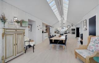 Four-Bedroom Holiday Home In Tarm - 5