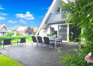 Sonnenhaus mit Terrasse in Anjum - Anjum - 7