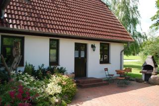 Appartement in Dargun mit Grill, Terrasse und Garten - 2