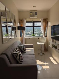 2BR Cozy Condo at Midpoint Residence With Pool - Mandaue - 5