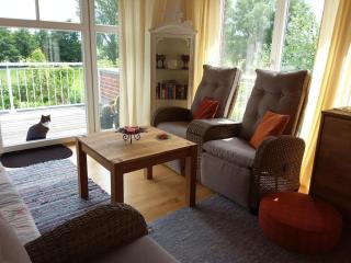 Ruhige FeWo im Grünen mit Balkon, Terrasse und großem Garten - Sehlen - 1