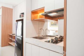 Comfortable and Minimalist Studio Apartment at Woodland Park Residence By Travelio - Jacarta - 7