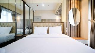 Nice and Comfortable Living 1BR at Grand Sungkono Lagoon Apartment By Travelio - 3