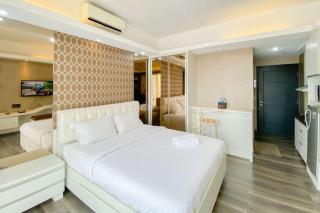 Good Choice and Cozy Studio at Ambassade Kuningan Apartment By Travelio - 0