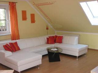 Komfortable Ferienwohnung mit Balkon und Blick in den Schlosspark - 7