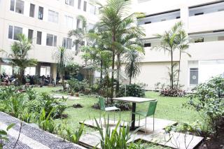 Serene Studio Room at Apartment Emerald Towers Bandung By Travelio - Bandung - 5
