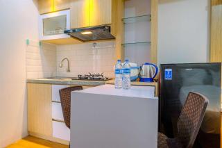 Best Deal and Simply Studio Bassura City Apartment By Travelio - 5