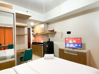 Simply Look Studio at Grand Dhika City Apartment By Travelio - Bekasi - 1