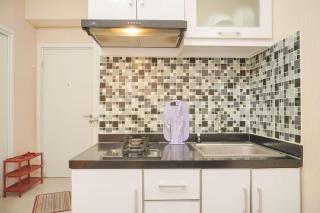 Cozy 2BR Green Pramuka City Apartment near Shopping Mall By Travelio - 3