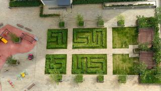 Restful and Modern 3BR at Daan Mogot City Apartment By Travelio - 2