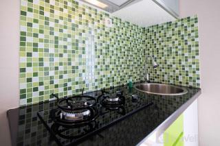 Modern Studio Bassura City Apartment By Travelio - Giacarta - 2
