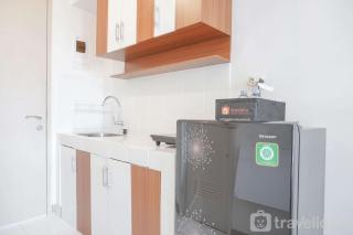 Comfortable Studio Room at Tokyo Riverside Apartment By Travelio - Rawalembang - 9
