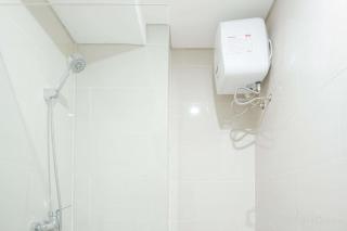 Nice and Comfort 2BR at Daan Mogot City Apartment By Travelio - Jakarta - 8