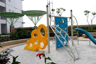 Minimalist 2BR Bassura Apartment Direct Access to Bassura City Mall By Travelio - Jakarta - 6