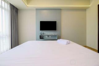Nice and Elegant 1BR at The Kensington Royal Suites Apartment By Travelio - Yakarta - 7