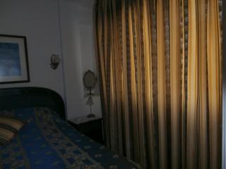 Ferienwohnung in erster Strandlinie, mit Balkon, Dachterrasse und Gemeinschaftspool - Torre del Mar - 1