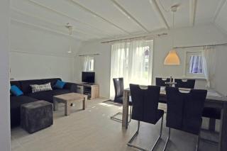 Ferienhaus Lillian mit großer Terrasse - Anjum - 5