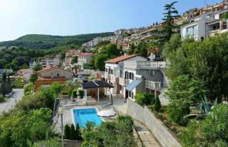 Ferienhaus mit Pool und Außenküche mit Blick auf die Kvarner Bucht - Rabac - 6