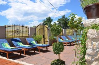 Großes Ferienhaus mit eigenem Pool und Terrasse, im beschaulichen Dorf Kostelj - 5