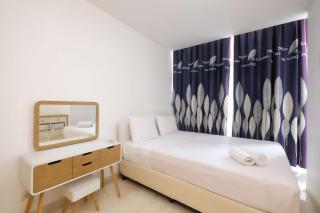 Comfort Stay 2BR at L'Avenue Pancoran Apartment By Travelio - Giacarta - 8