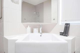 Nice and Comfort 2BR at Pejaten Park Apartment By Travelio - Jakarta - 8