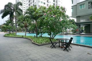 Full Furnished with Comfort Design 2BR Apartment at Thamrin Residence By Travelio - Jakarta - 8