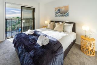 Beachfront 2BR Retreat with Stunning Views - Christchurch - 7