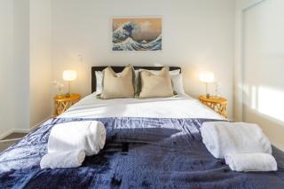 Beachfront 2BR Retreat with Stunning Views - 5