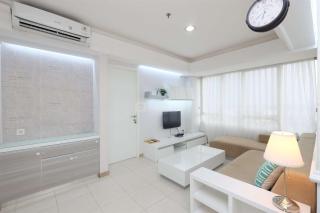 Cozy Stay and Spacious 3BR at Nifarro Park Apartment By Travelio - 6