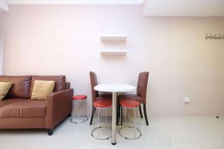 Comfort and Cozy 2BR at Signature Park Grande Apartment By Travelio - 9
