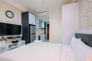 Cozy Style and Good Deal Studio Signature Park Grande Apartment By Travelio - 9