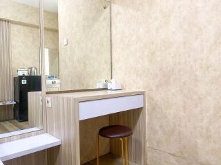Minimalist Studio (No Kitchen) at Green Bay Pluit Apartment By Travelio - Giacarta - 1