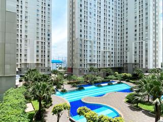 Minimalist Studio (No Kitchen) at Green Bay Pluit Apartment By Travelio - Giacarta - 3