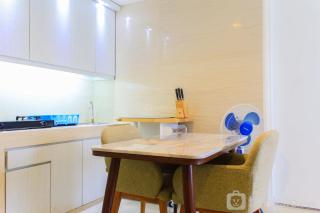 Comfort and Spacious 2BR Apartment at Tuscany Residence BSD City By Travelio - 9