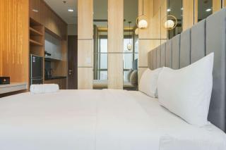 Great Location Studio at The Newton Ciputra World 2 Apartment By Travelio - 9