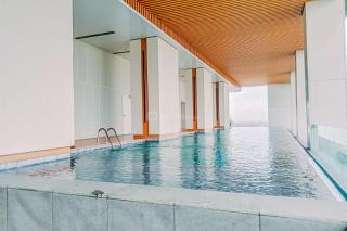 Cozy and Elegant 1BR The Smith Alam Sutera Apartment By Travelio - Tangerang - 2